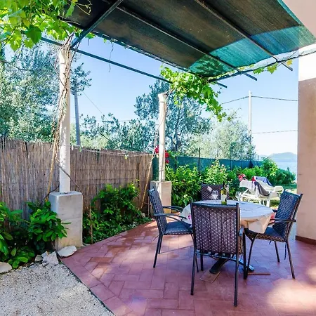 Kola's Mill - One Bedroom With Terrace And Sea View Διαμέρισμα
